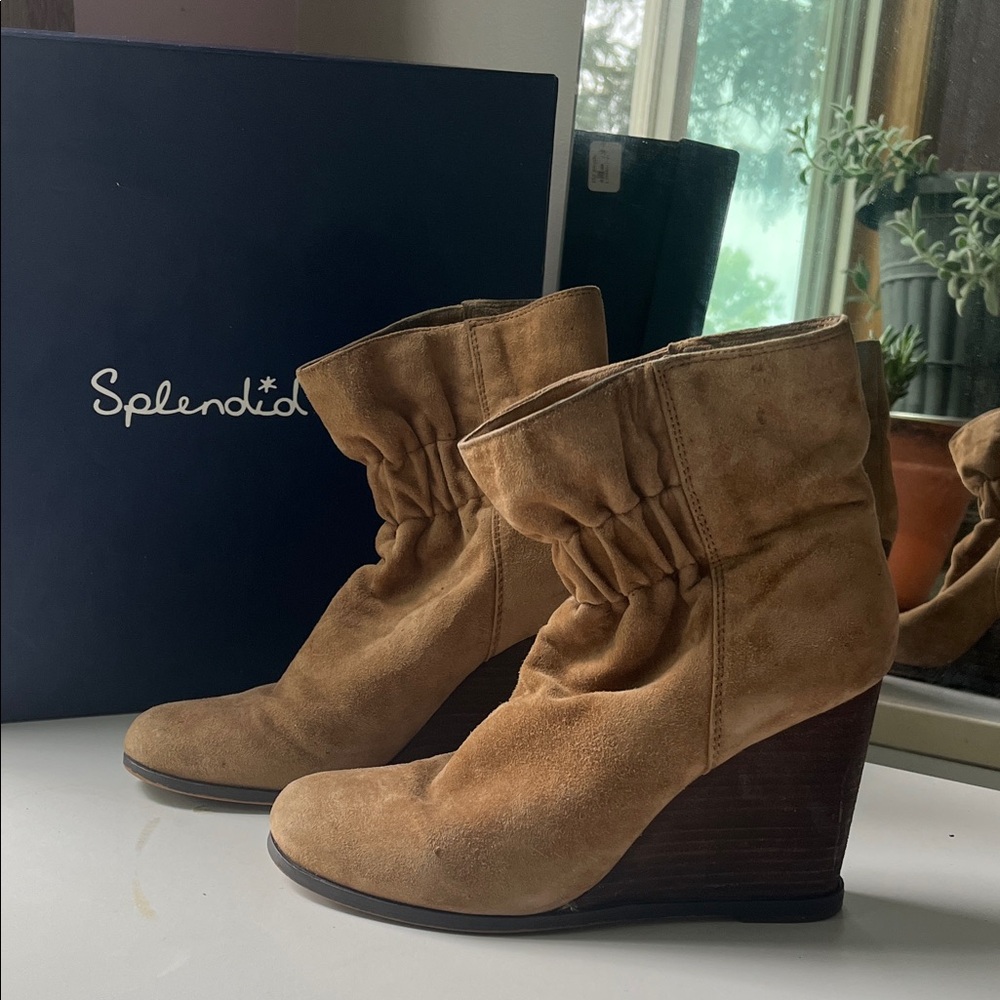 Splendid Brown Suede Wedge Boots